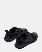 POUNCE BLACK