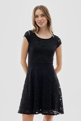 Costa Blanca Floral Lace Cap Sleeve Cocktail Dress