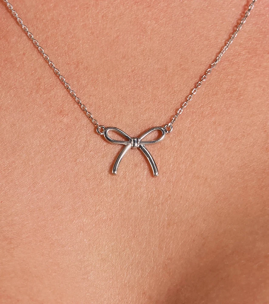 Pretty Look Dainty Bow Charm Necklace