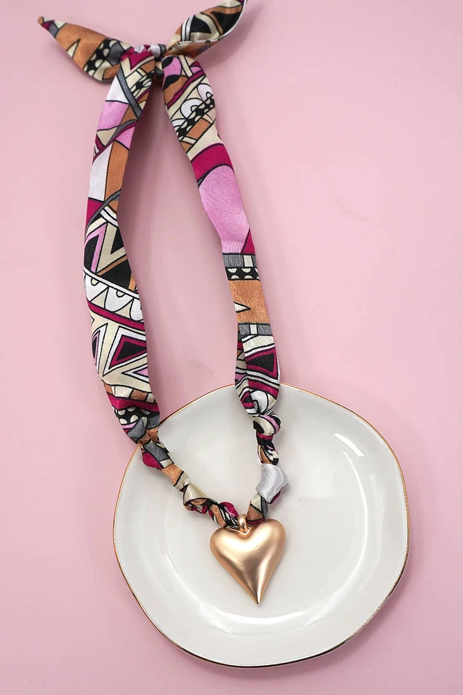 HEART HANDMADE SCARF CHARM NECKLACE
