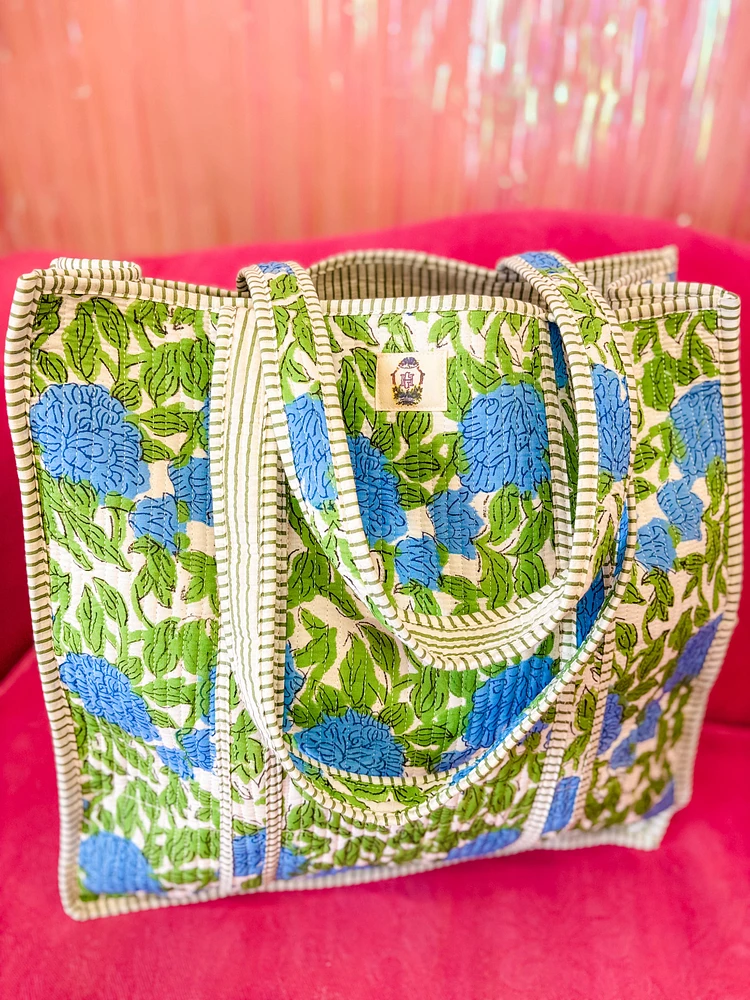 Charleston | Large Quilted Tote Bag