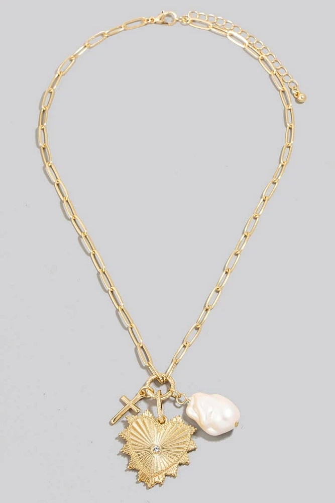Single Stud Hear And Pearl Charm Chain Necklace