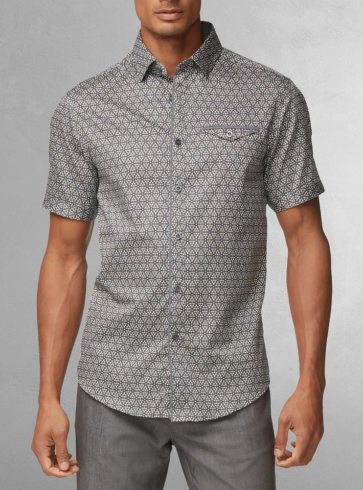 Men's casual short sleeve shirt
