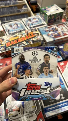 Topps Finest 2021 - 2022 Soccer Hobby Box