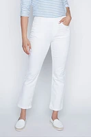 Le jean coloré à jambe étroite