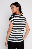 Crochet trim floral border t-shirt