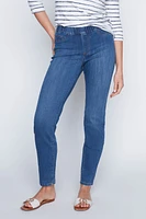 Slim leg pull on jean