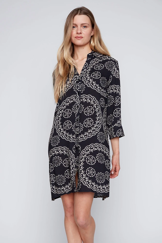 La robe chemise à imprimé côtier