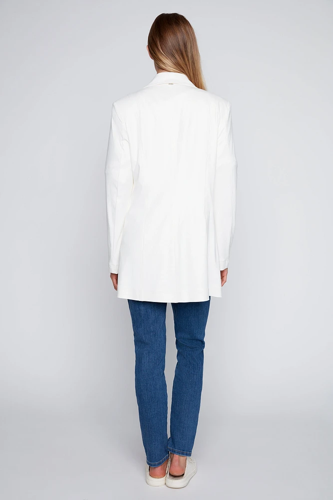 Le blazer long en similicuir avec bordure zippée