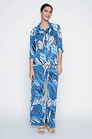 Leaf print knit blouse
