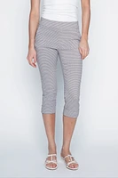 Slim leg printed cuffed capri