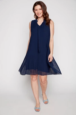 La robe plissée unie