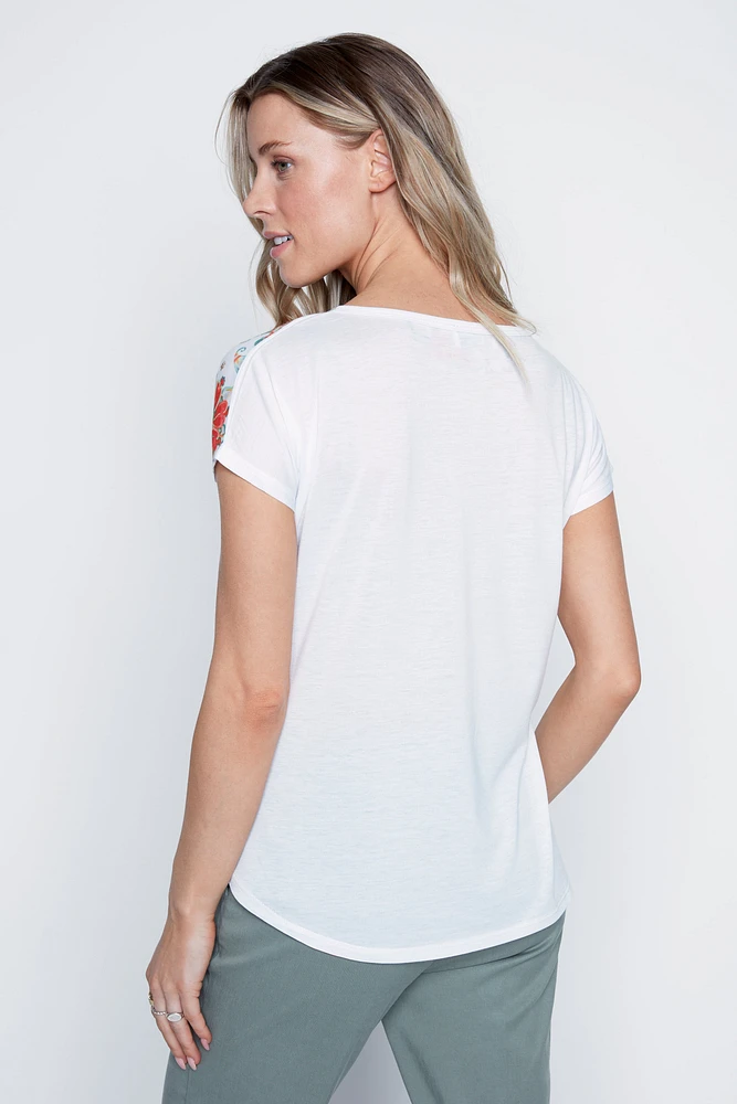 Girl with hat portrait t-shirt