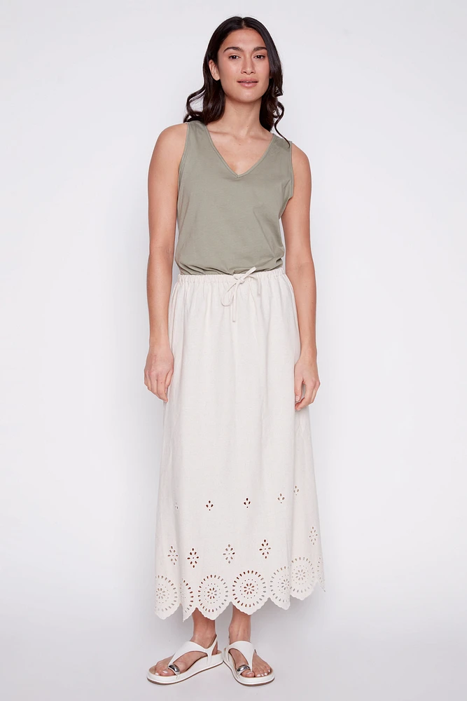Eyelet hem embroidery skirt