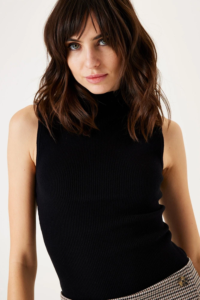 Haut en tricot sans manches