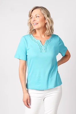 EMBROIDERED T-SHIRT