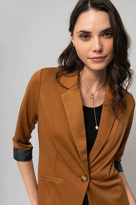 Le blazer manches à revers contraste 1 bouton