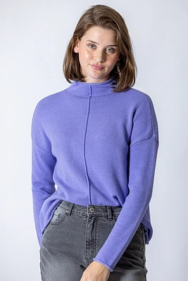 Le tricot ample col montant