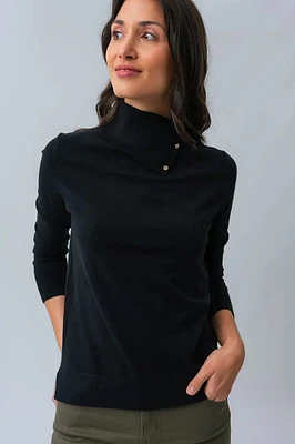 Le chandail col roulé ouvert