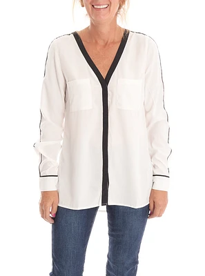 Blouse à bandes contrastantes