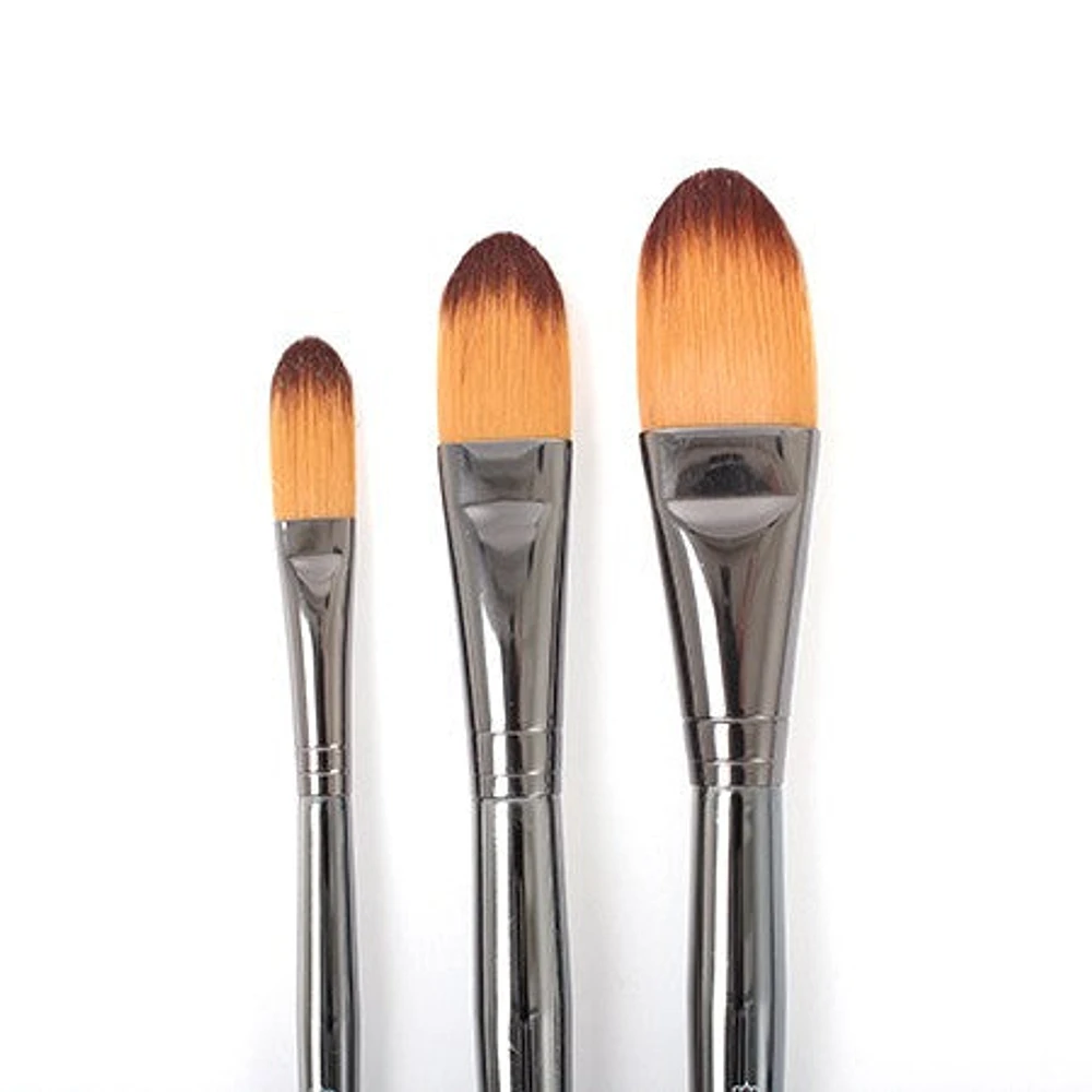 Short handle oval wash paintbrush