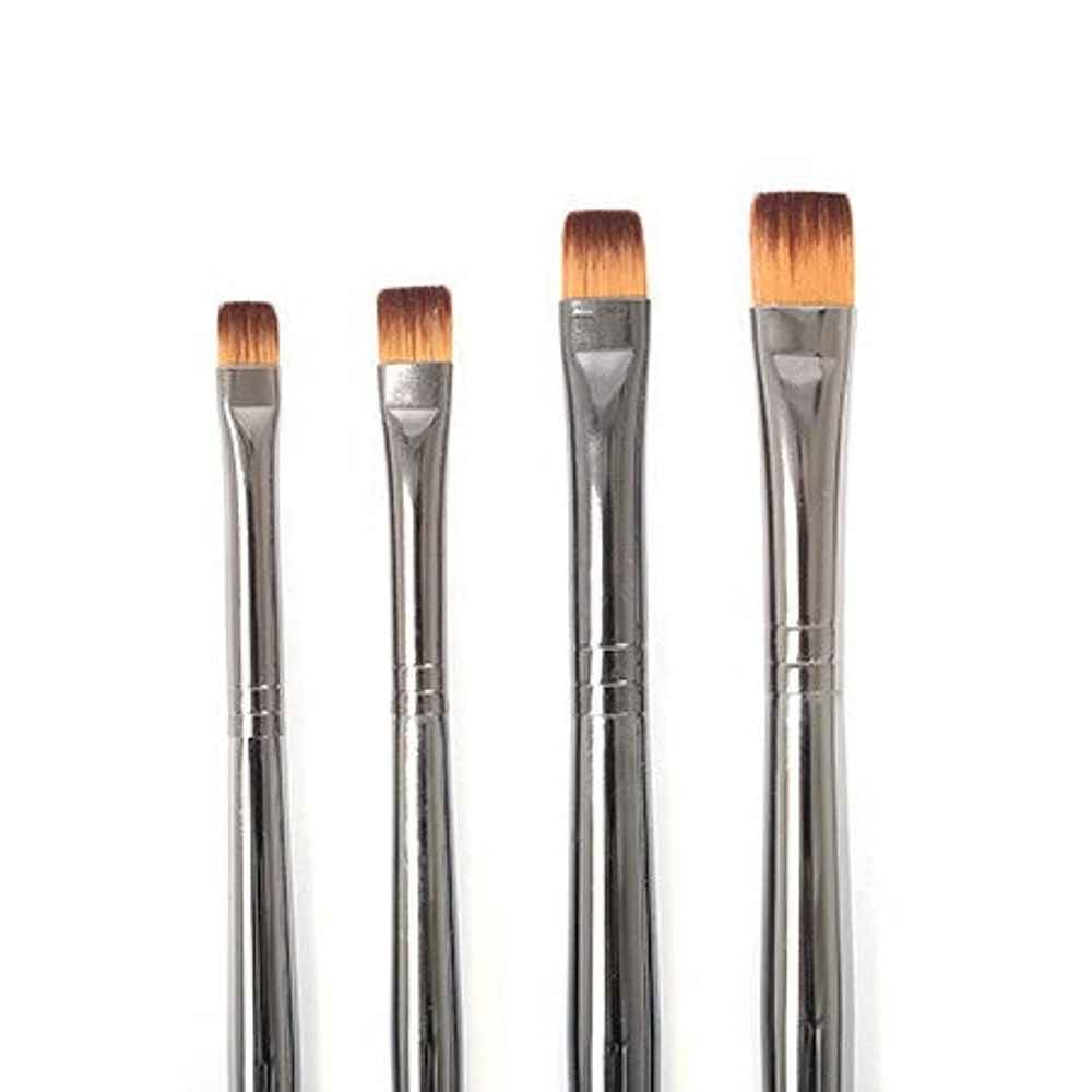 Short handle flat paintbrush