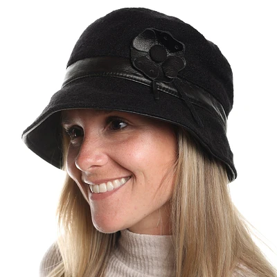 Boiled wool and leather bucket hat
