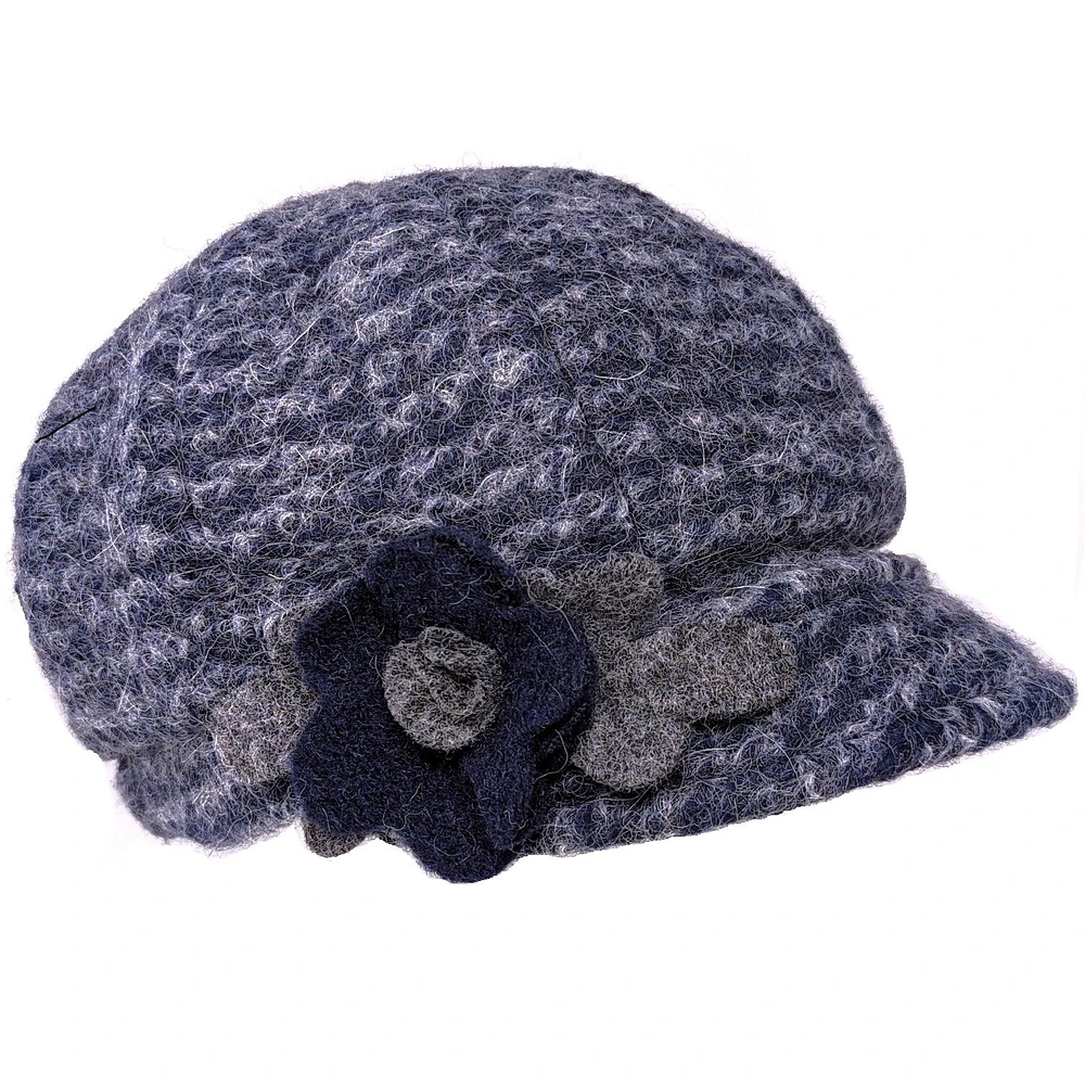 Wool cap with flower