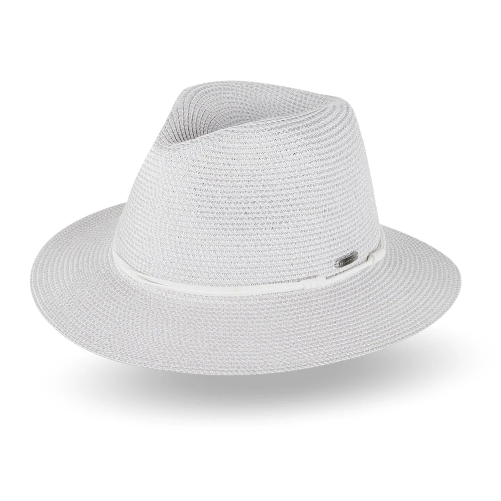 Chapeau Canwell