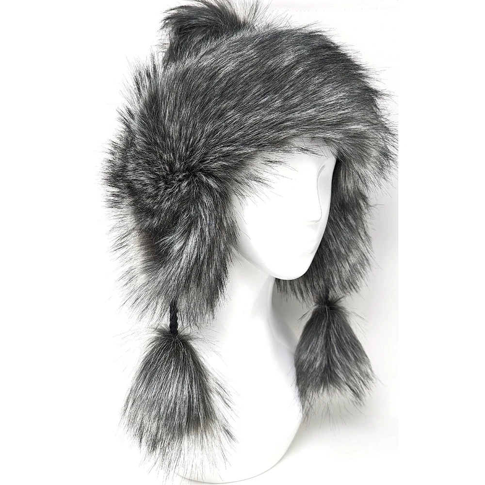 Peruvian hat made with synthetic fur band
