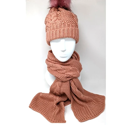 Toque with cables and pompom