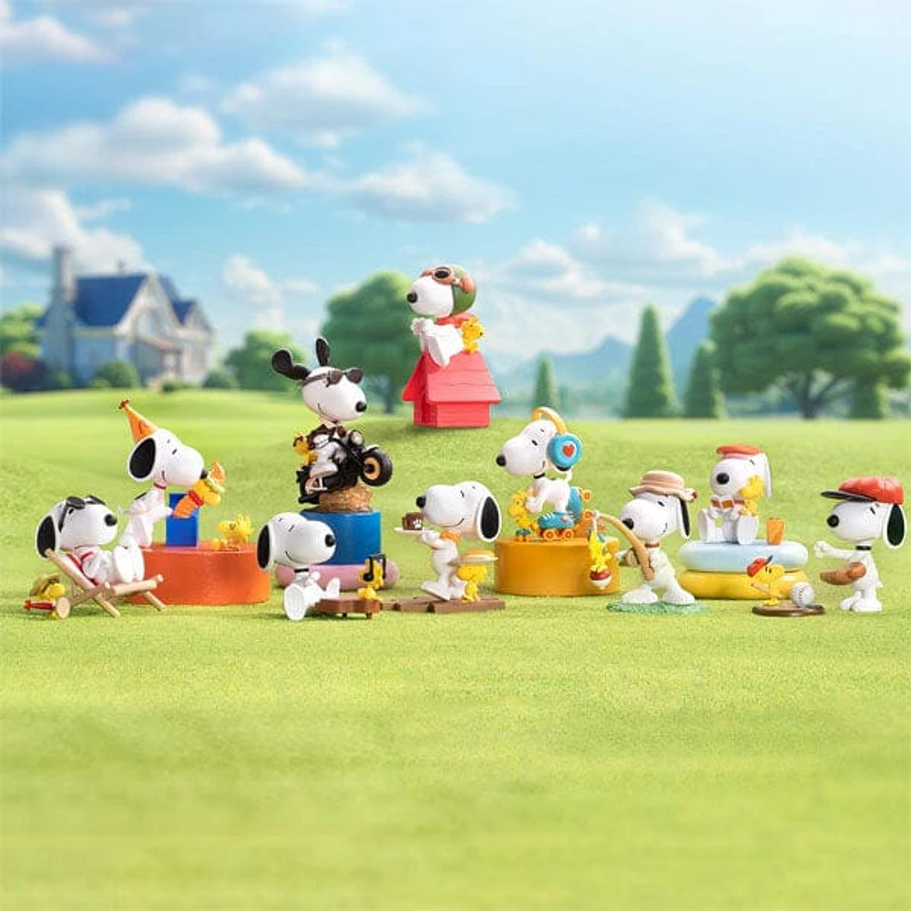 Pop Mart x Peanuts: Snoopy & Woodstock Best Friends Series Figurine Blind Box (1pc)