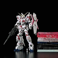 BANDAI Hobby RG #25 RX-0 Unicorn Gundam 1/144 Scale 5" Model Kit