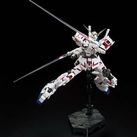 BANDAI Hobby RG #25 RX-0 Unicorn Gundam 1/144 Scale 5" Model Kit