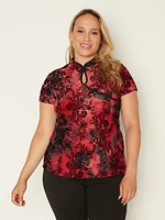 Short-sleeve semi-fitted t-shirt