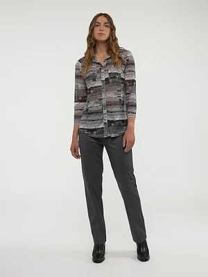 3/4-sleeve semi-fitted blouse with buttons