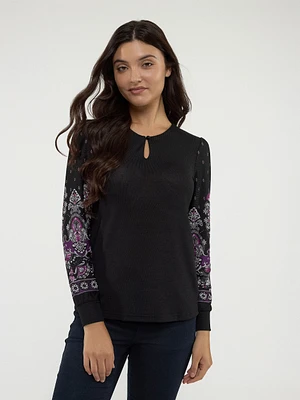 Long-sleeve semi-fitted t-shirt