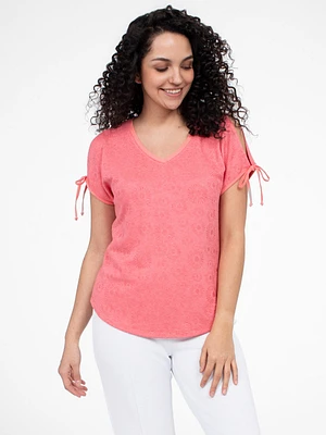 Short-sleeve semi-fitted t-shirt