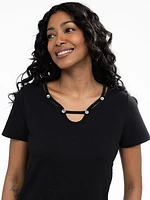 Short-sleeve semi-fitted t-shirt