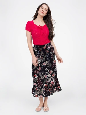 Short-sleeve semi-fitted t-shirt
