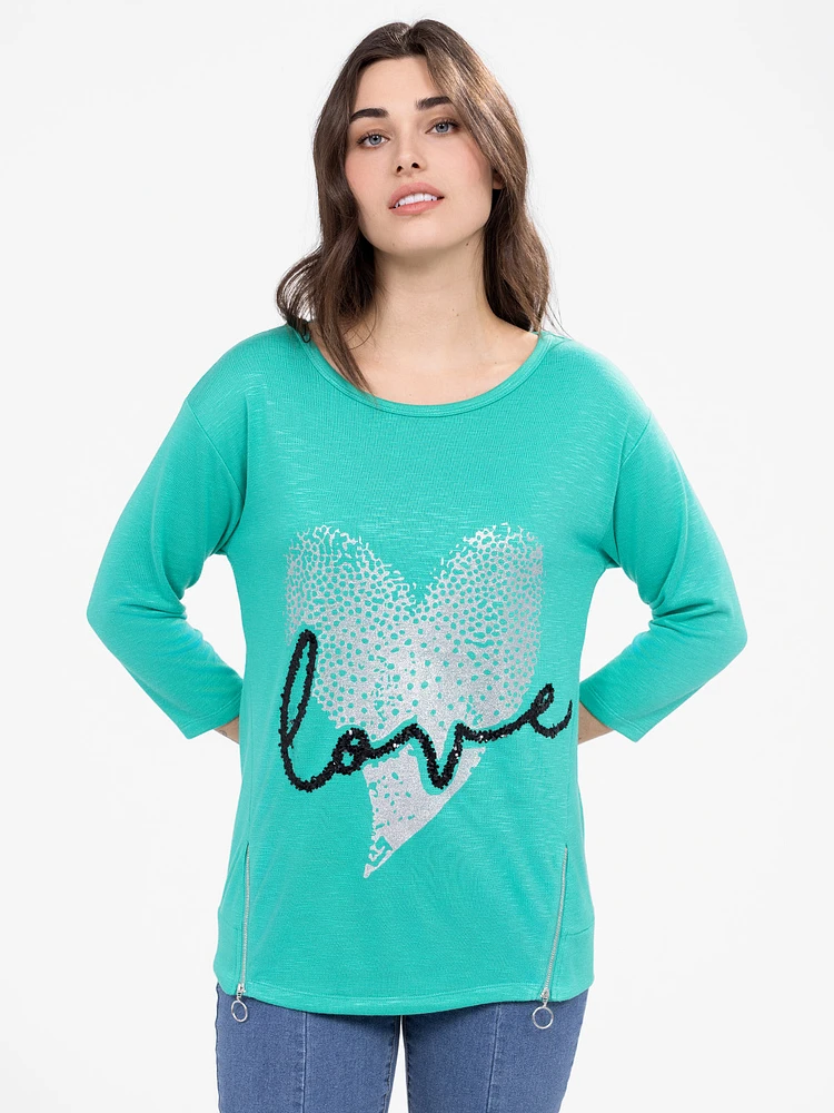 Semi-fitted knit tunic