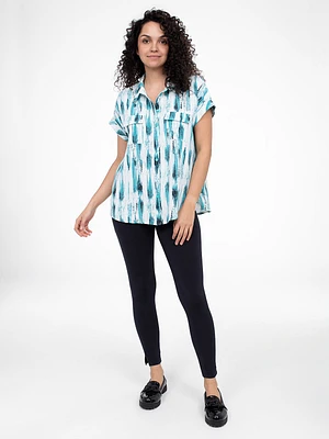 Blouse semi-ajustée à manches courtes avec boutons