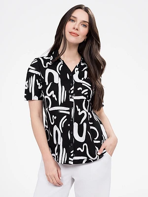 Blouse semi-ajustée à manches courtes avec boutons