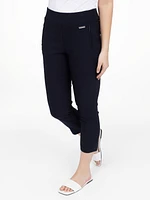 Narrow semi-fitted pull-on dress capri