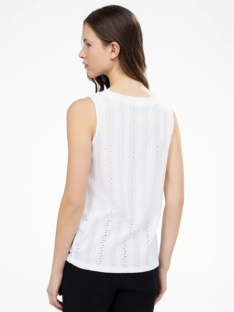 Semi-fitted tank top