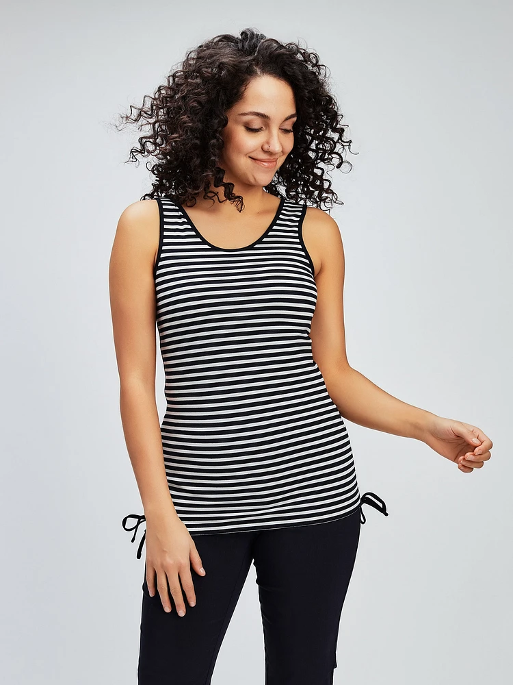 Semi-fitted tank top