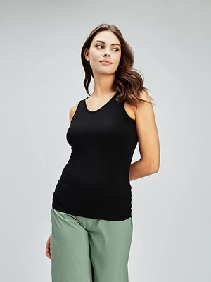 Semi-fitted tank top