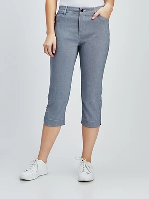 Narrow fitted pull-on capri