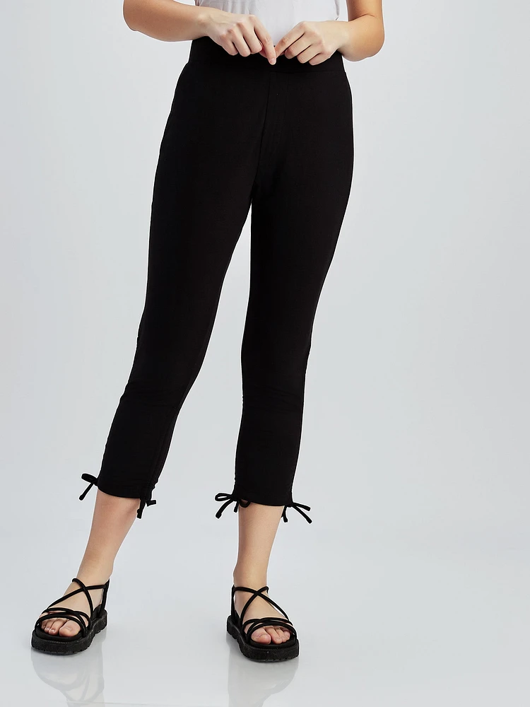 Narrow casual pull-on capri