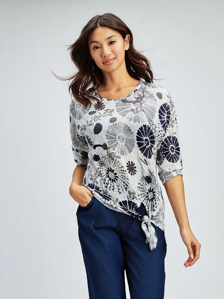 3/4-sleeve loose t-shirt